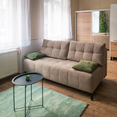 Nagymaros Apartman * Nagymaros